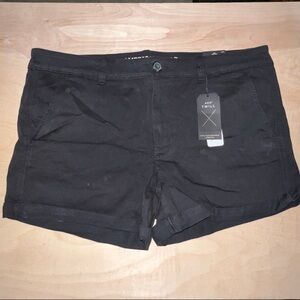 AEO Twill Low-Rise Shorts